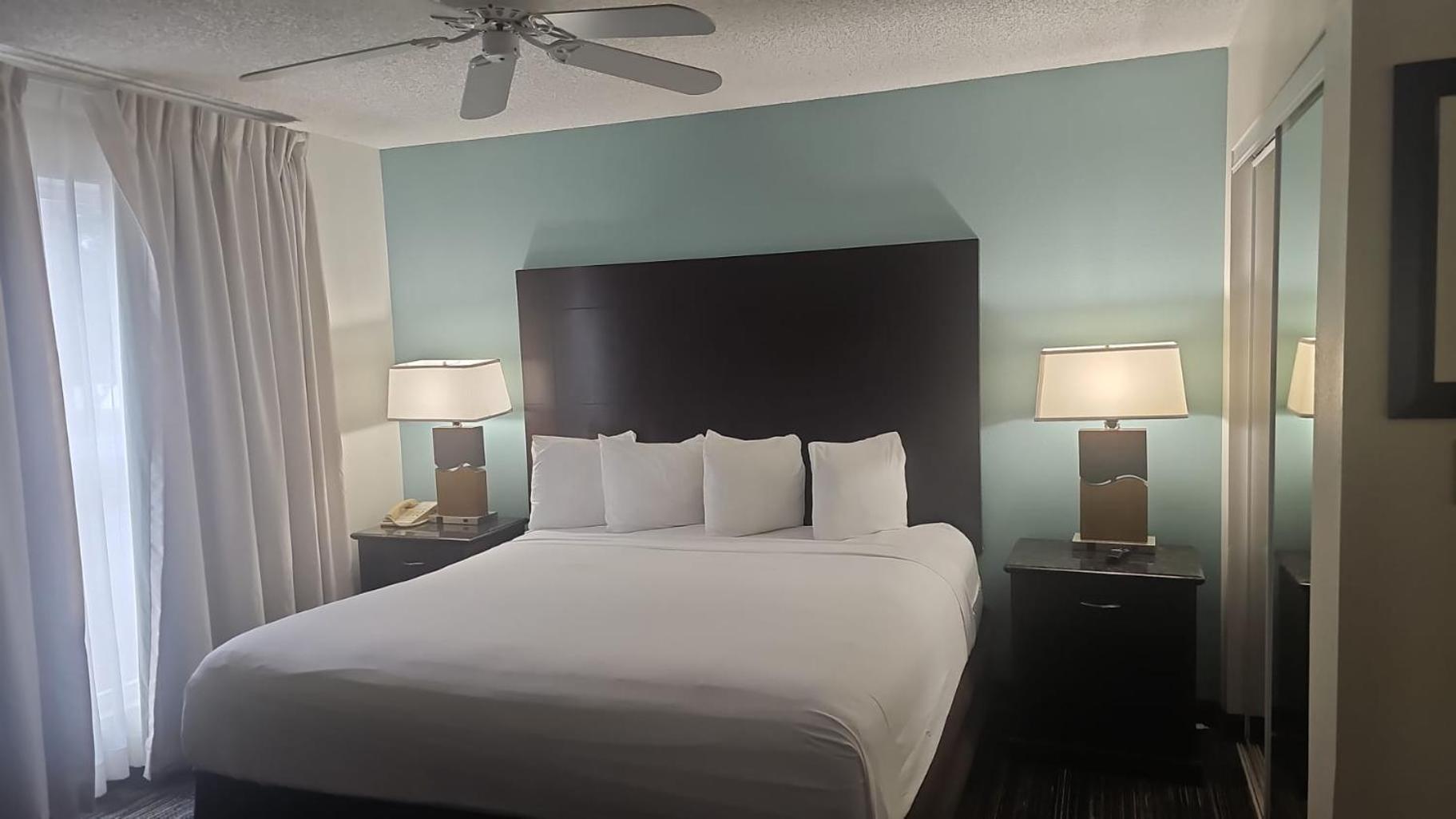 Montreal Suites Orlando Exterior photo